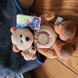 Limited Treasures coin bear, Sacagawea and Pomp